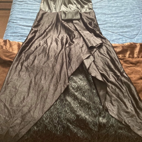 Gothic Halloween costume/dress - Picture 5 of 5